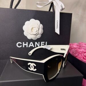 CHANEL Two-Tone Black and White Sunglasses